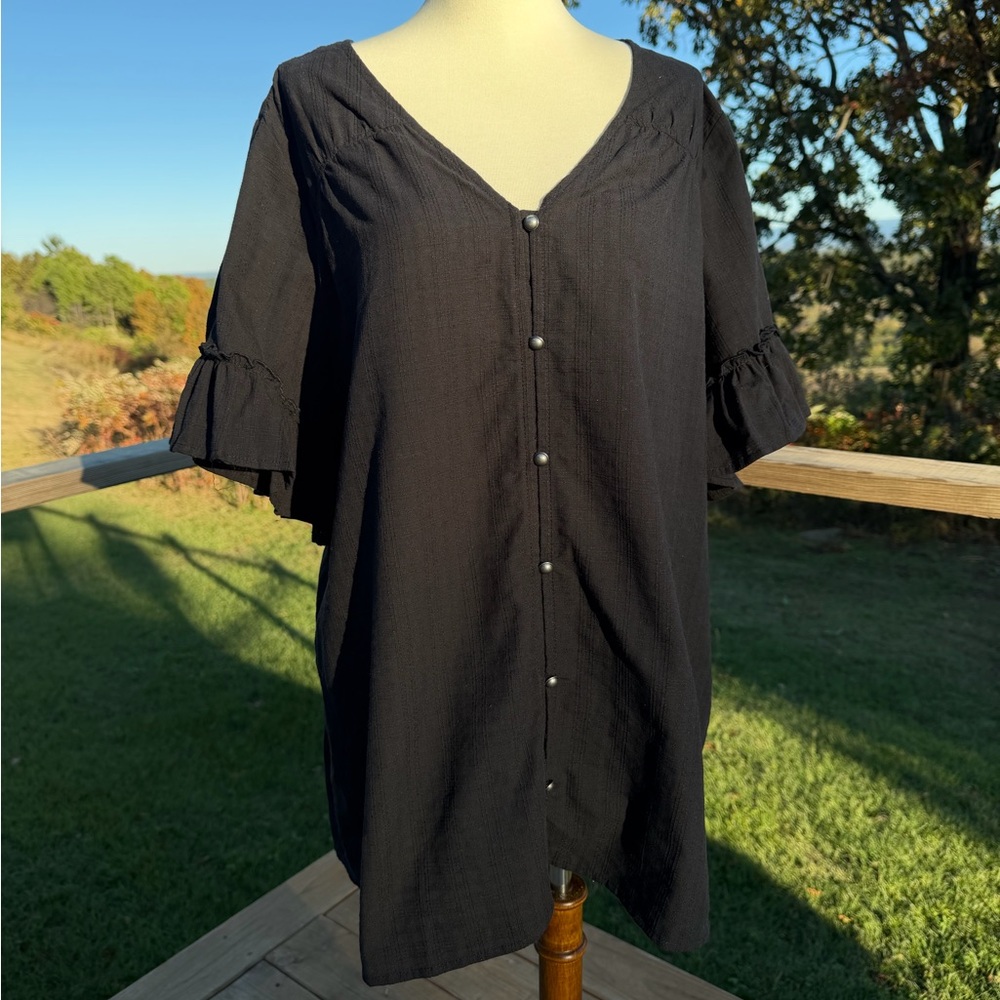 NWT Terra & Sky Black Cotton V-Neck Shirred Button Up Top Size 1x (16W-18W)